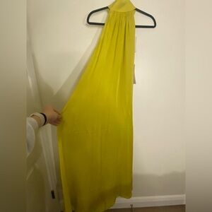 Wiggy Kit NWT The Aster Dress Chartreuse Hammered Silk Maxi High Neck Medium